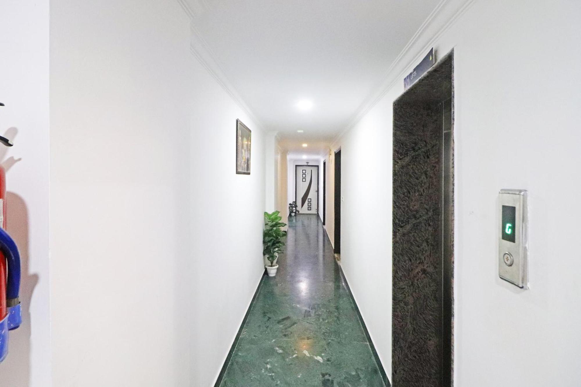 Clink Airport Stay -New Delhi Bagian luar foto
