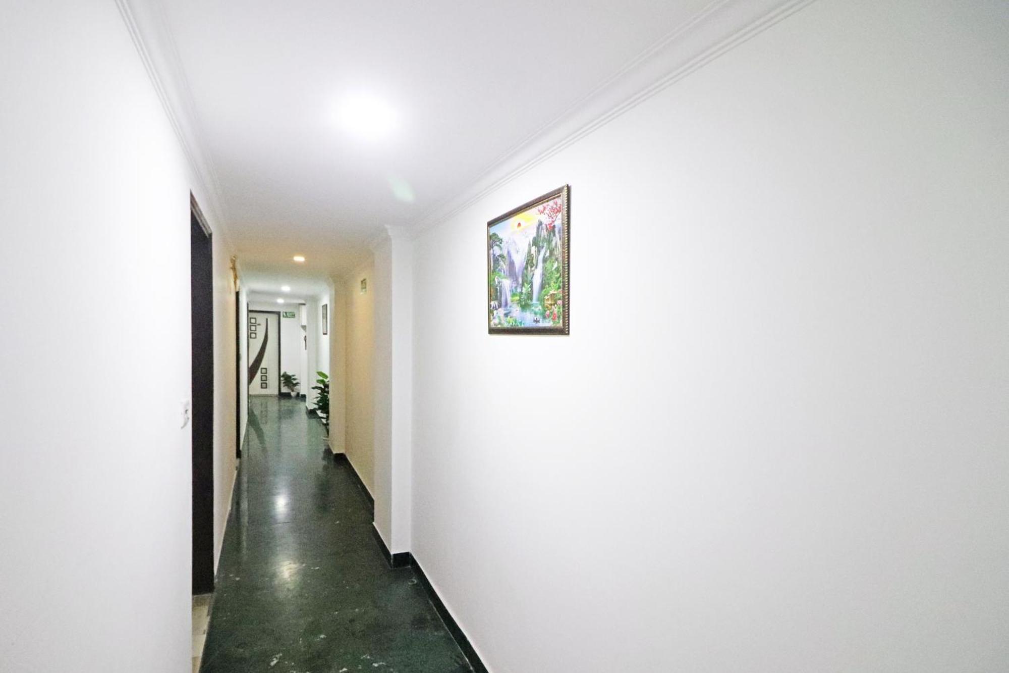 Clink Airport Stay -New Delhi Bagian luar foto