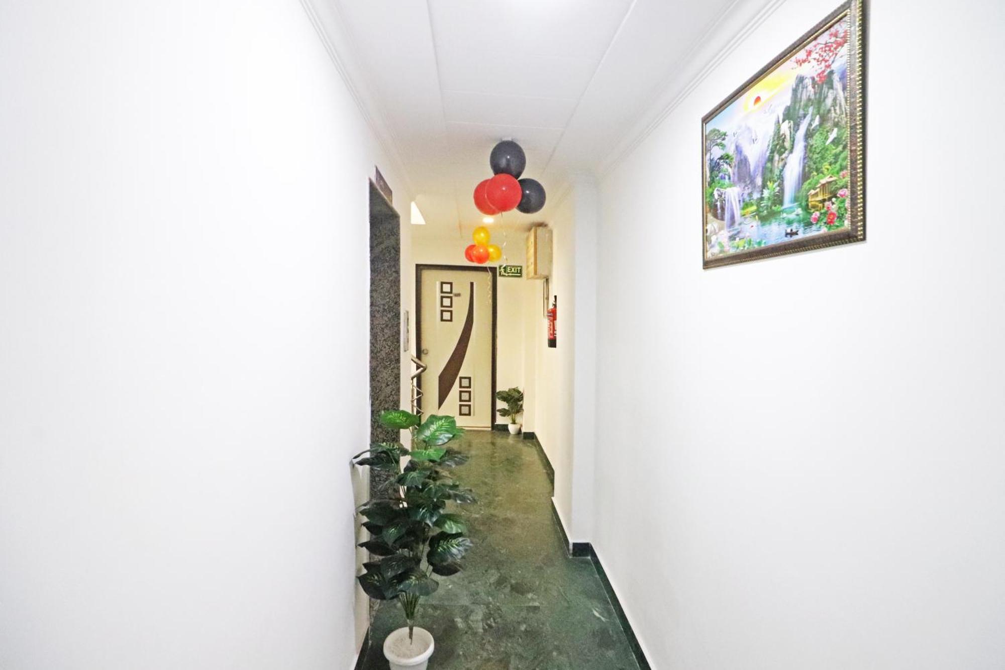 Clink Airport Stay -New Delhi Bagian luar foto