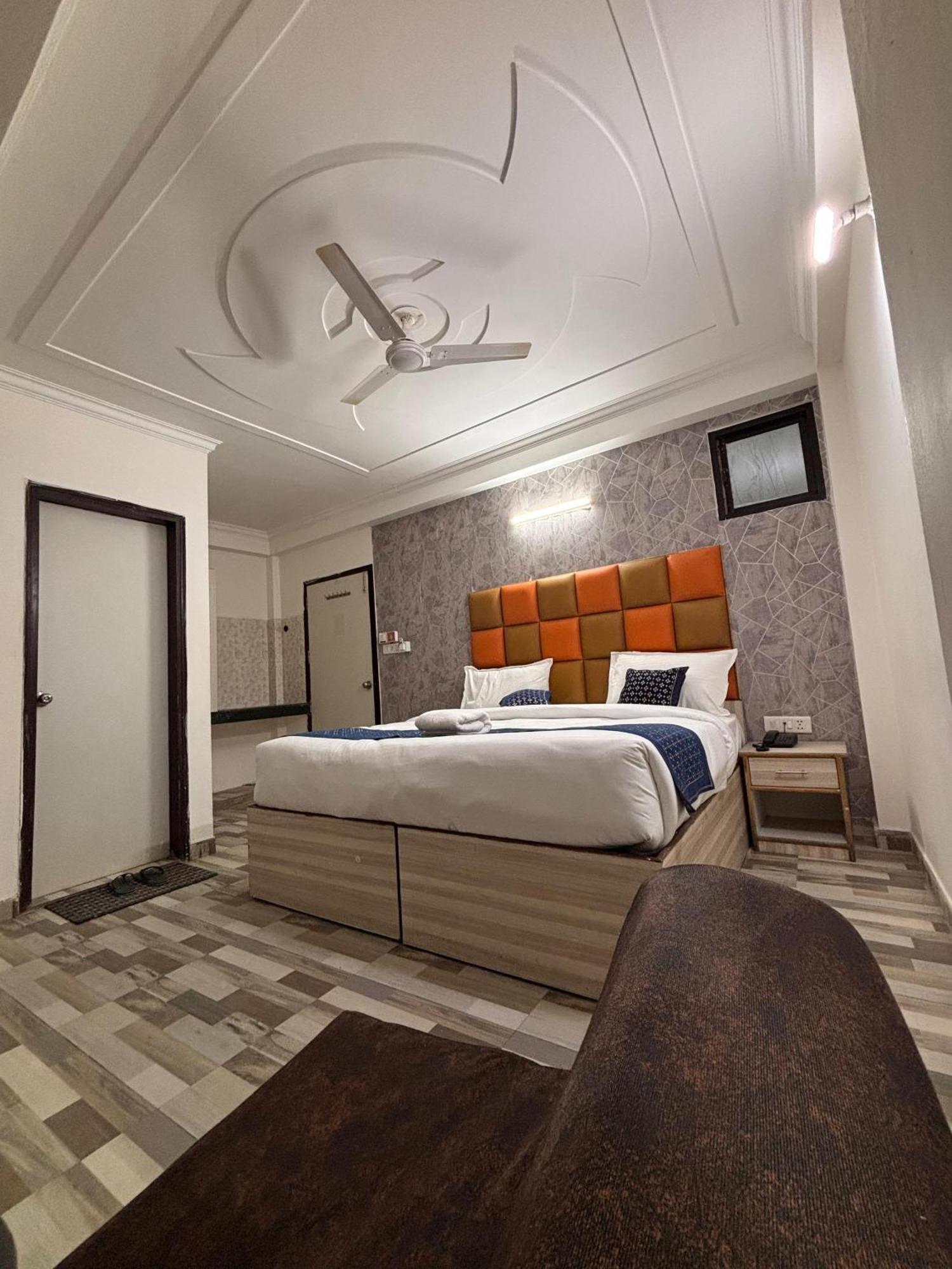 Clink Airport Stay -New Delhi Bagian luar foto